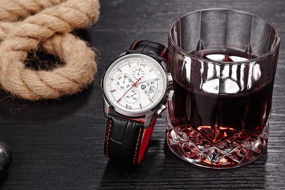 【新品】クラシックなレーシングデザイン　Pagani Design クロノグラフ レビュー】パガ－ニ デザイン 40mm クォーツクロノグラフ VK63